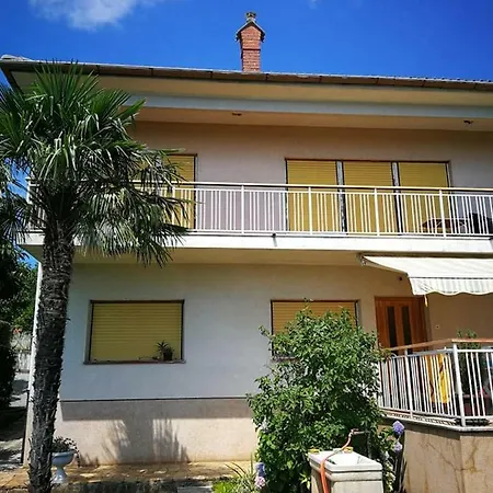 Apartman Buky Apartment *