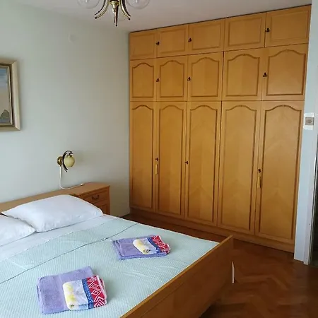 Apartman Buky Lägenhet *